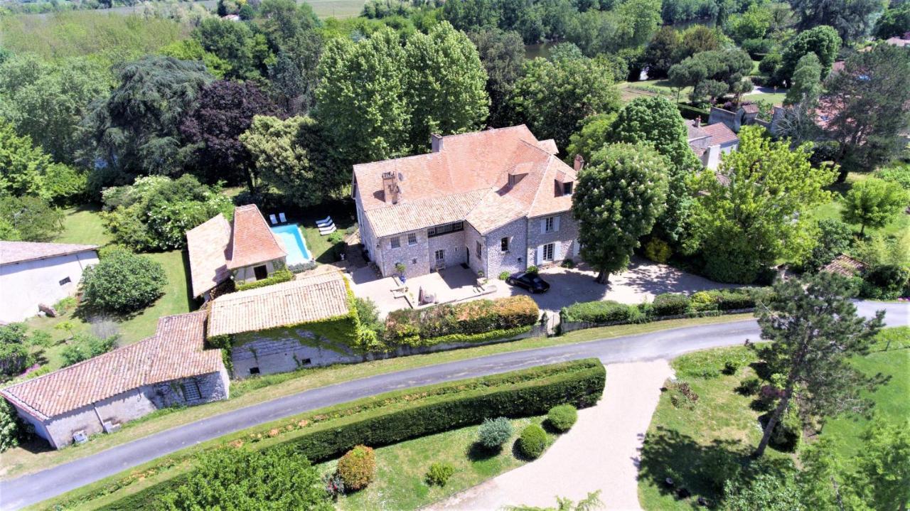 Manoir Du Bois Mignon Bed & Breakfast Le Fleix Exterior photo